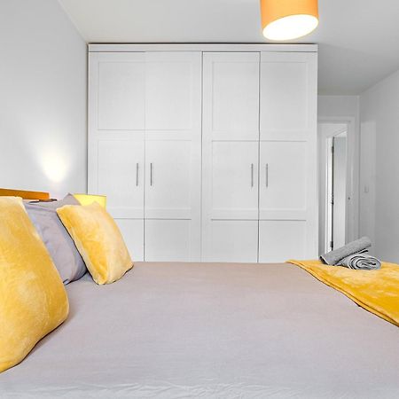 Central Suite Near Mailbox, King Bed, Ping Pong, Netflix, Sleeps 4 Birmingam Exterior foto