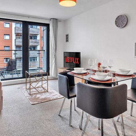 Central Suite Near Mailbox, King Bed, Ping Pong, Netflix, Sleeps 4 Birmingam Exterior foto