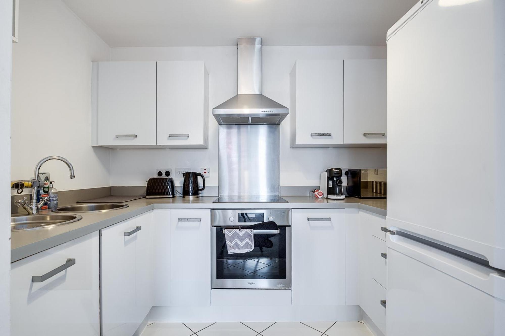 Central Suite Near Mailbox, King Bed, Ping Pong, Netflix, Sleeps 4 Birmingam Exterior foto